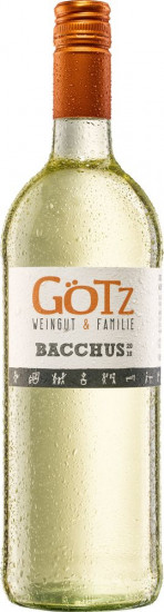 2023 Bacchus fruchtig halbtrocken 1,0 L - Familie Götz