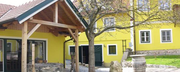 Weingut Stefan Hagmann - Hof zu Priel 