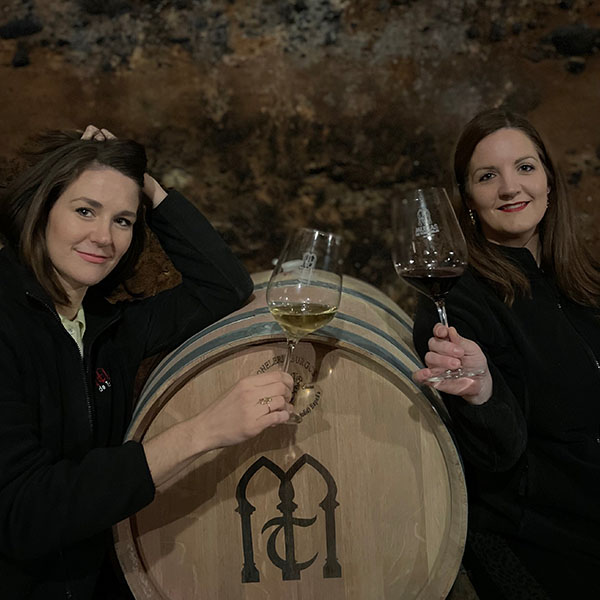 Reyes Muelas y Helena Muelas Reyes Muelas y Helena Muelas